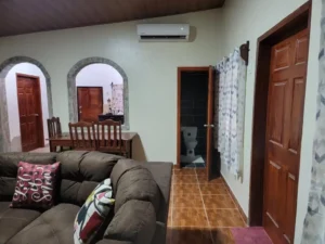 Venta de casa en Choluteca Barrio Los Mangos 002